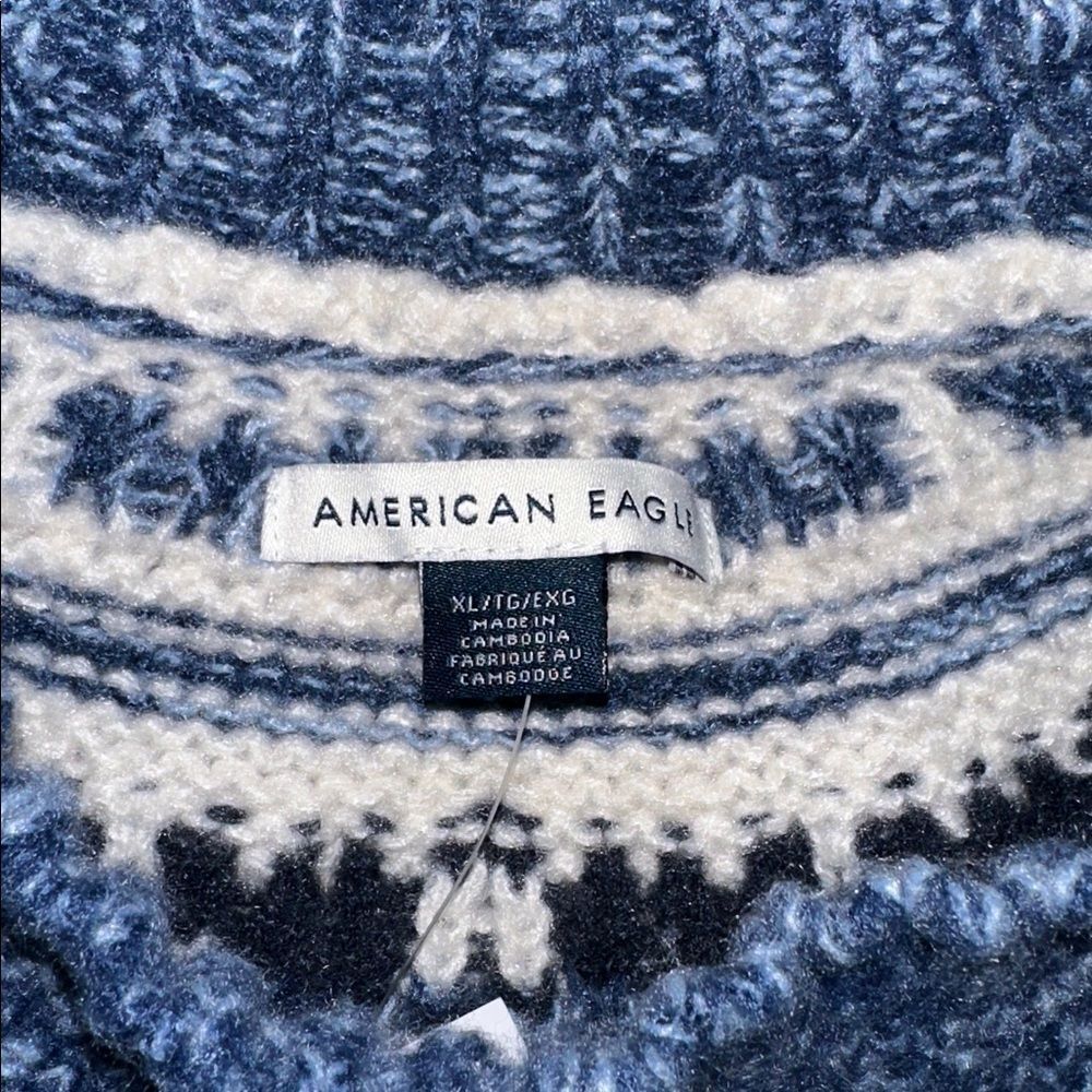 AE XL Blue White Multi Fair Isle Snow Stopper Knit Sweater - Picture 14 of 16